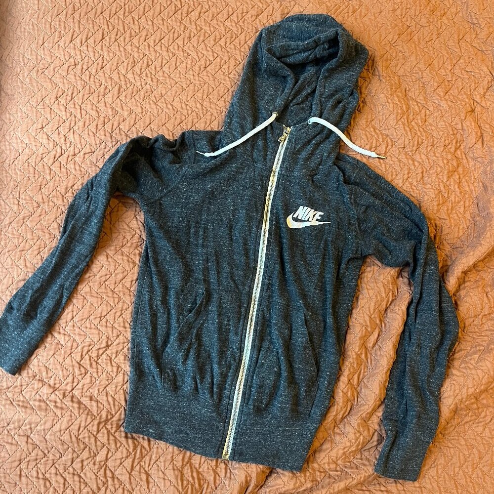 Nike Lightweight Slimfit Hoodie